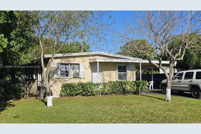 155 NW 30th Ter, Fort Lauderdale, FL 33311 - Photo 1