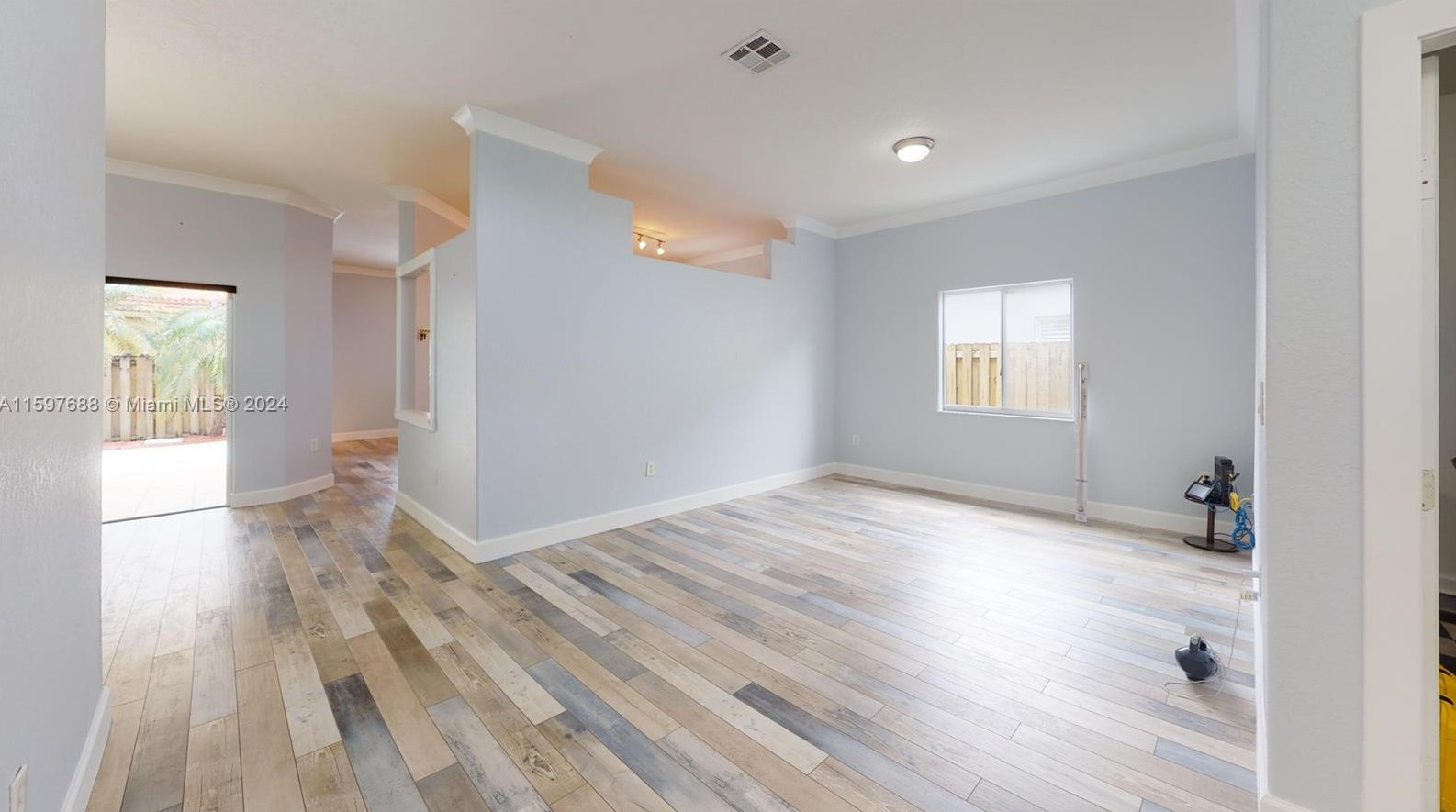 16266 54 Ter, Miami FL  33155-6210 exterior