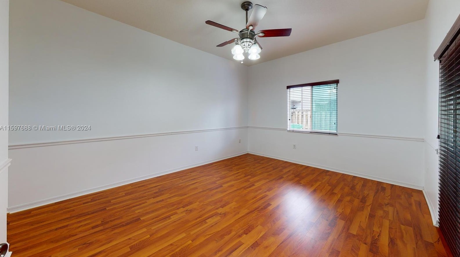 16266 54 Ter, Miami FL  33155-6210 exterior