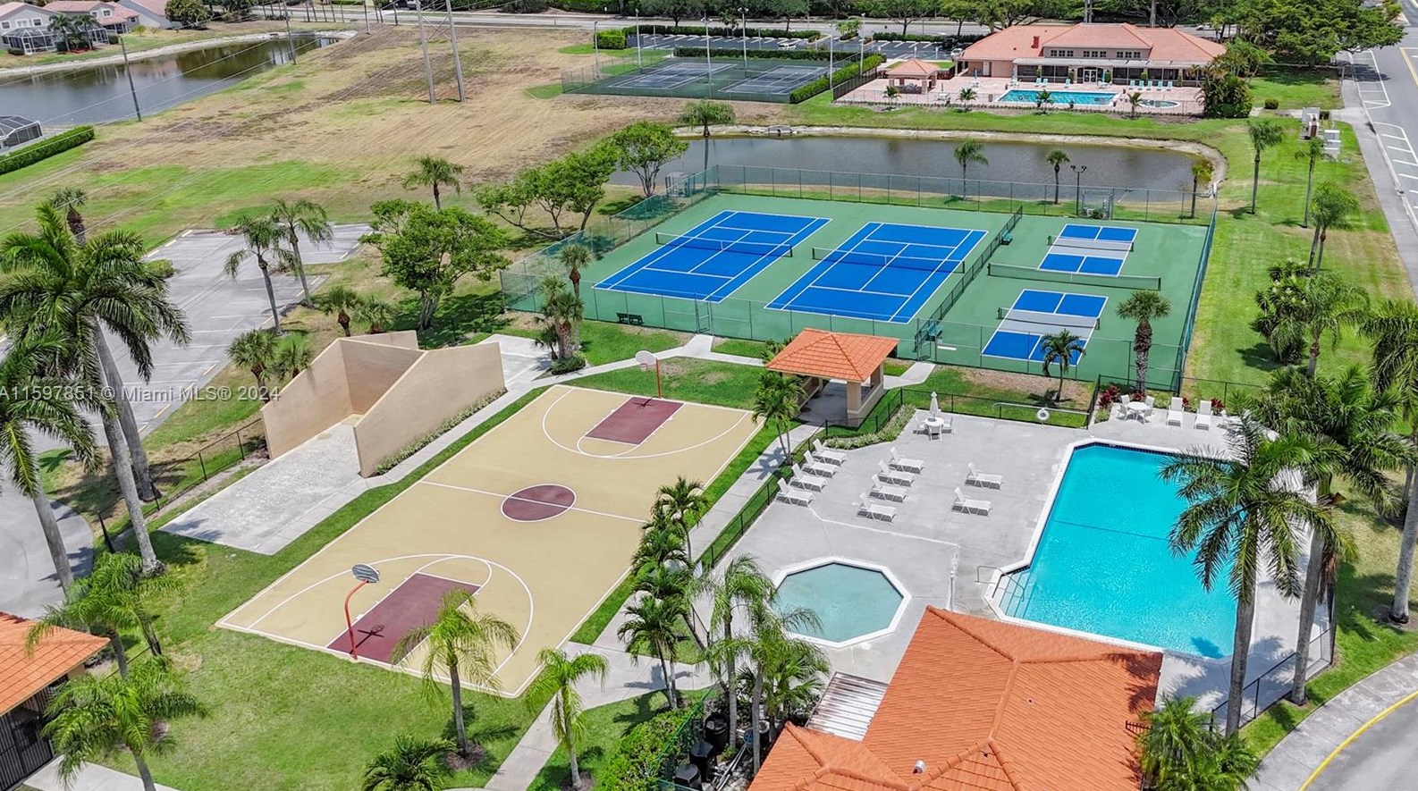 10981 Ladera Ln, Boca Raton FL 33498-1522 exterior