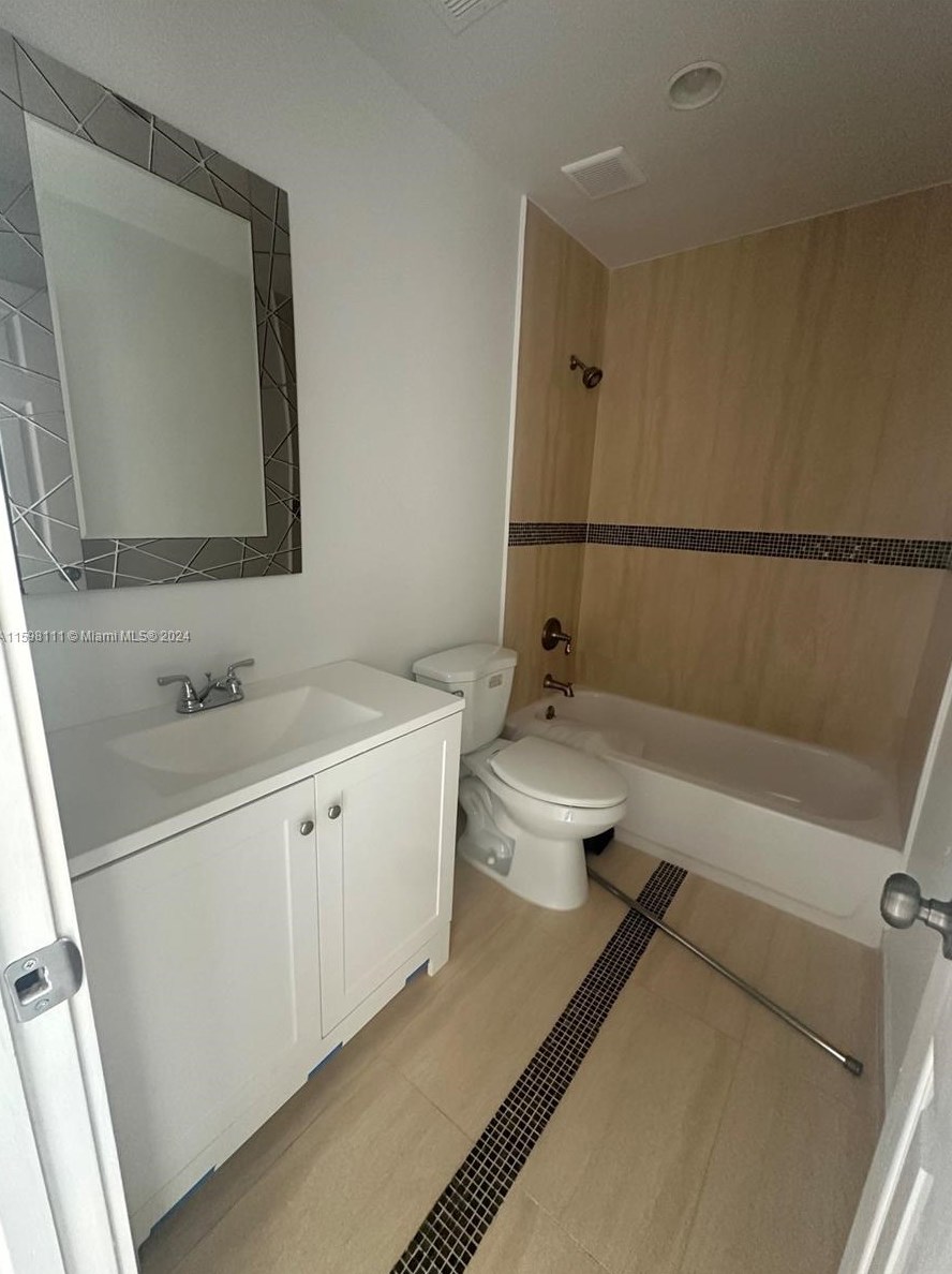 15543 137 Pl, Miami FL 33177-6417 exterior