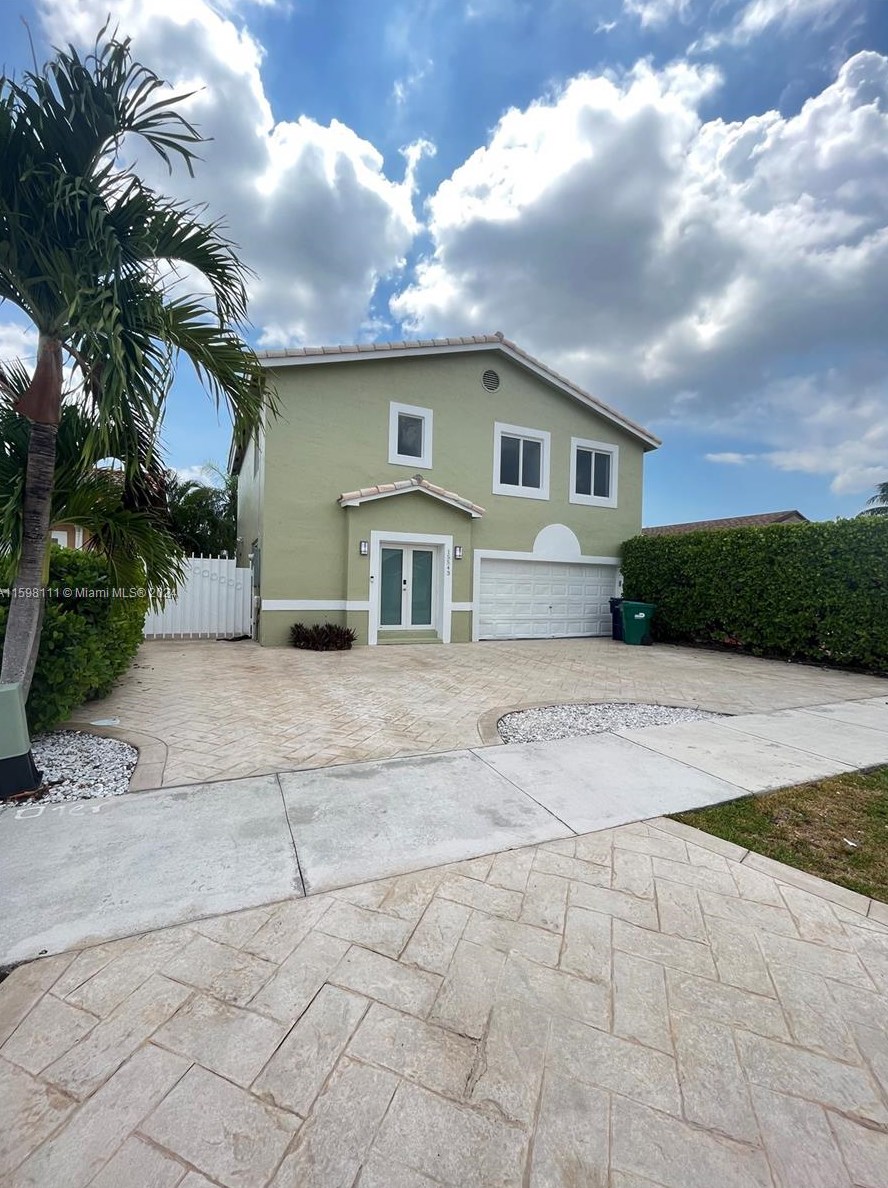 15543 137 Pl, Miami FL 33177-6417 exterior