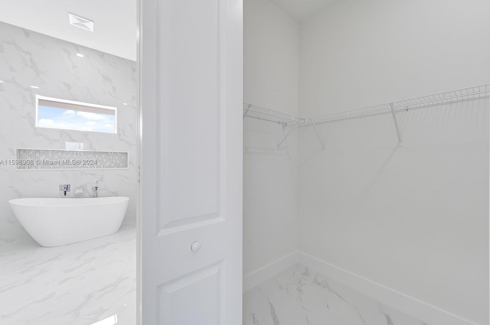 1104 Floyd Ave, Lehigh Acres FL  exterior