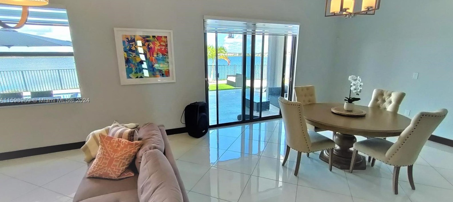 15800 88th Ave, Hialeah FL  33018-2019 exterior