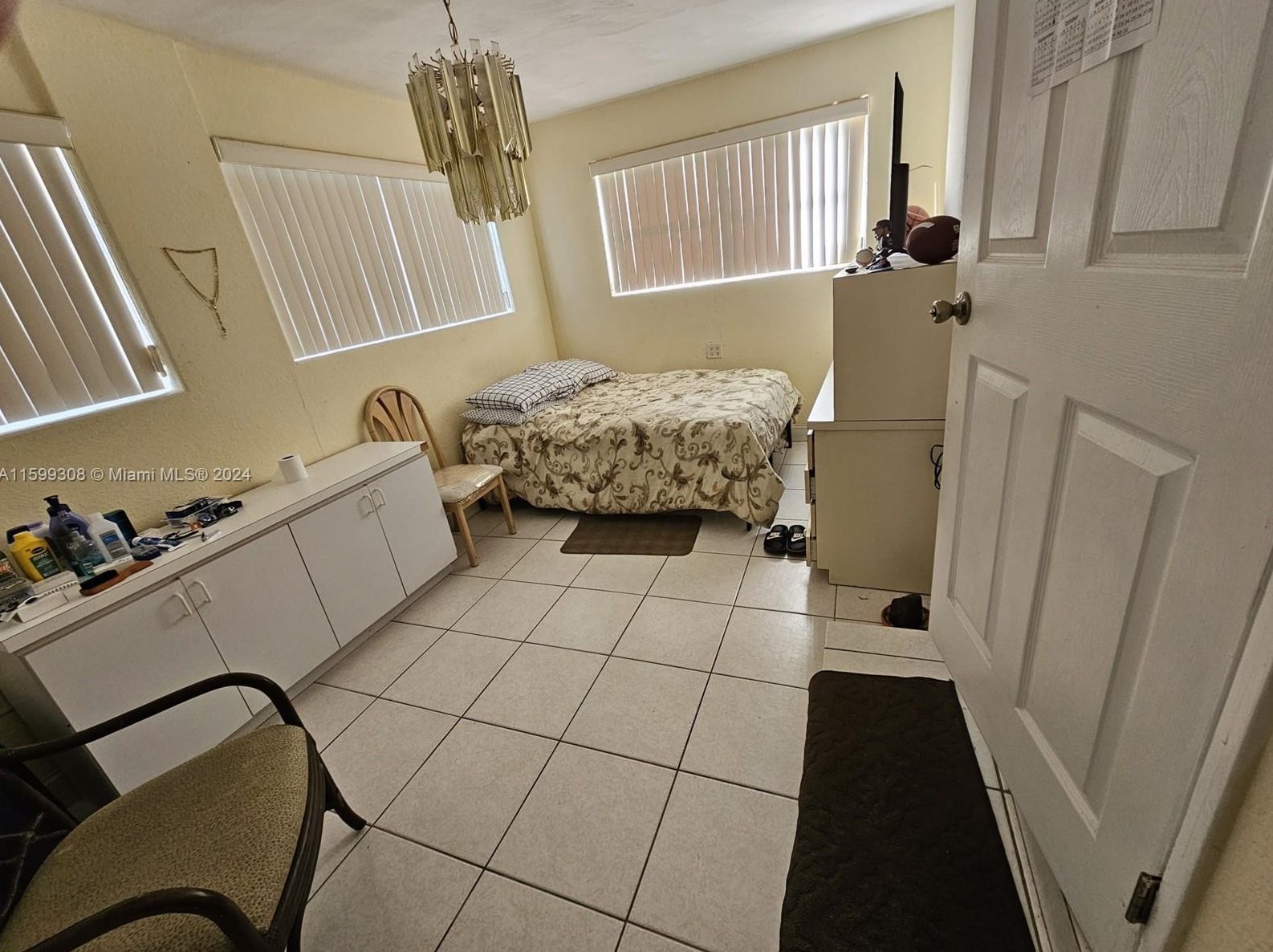 6544 6 Ave, Miami FL 33161-4026 exterior