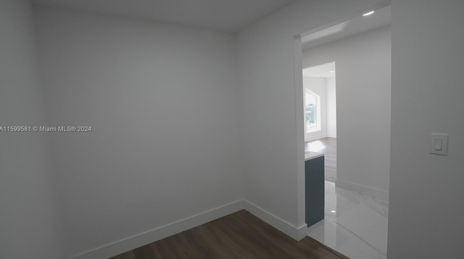 7302 140 Ct, Miami FL 33186-5725 exterior