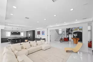 [Address not provided], Hallandale Beach, FL 33009 - Photo 15