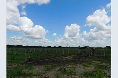 20400 SW 203 Ave, Miami, FL 33187 - Photo 1