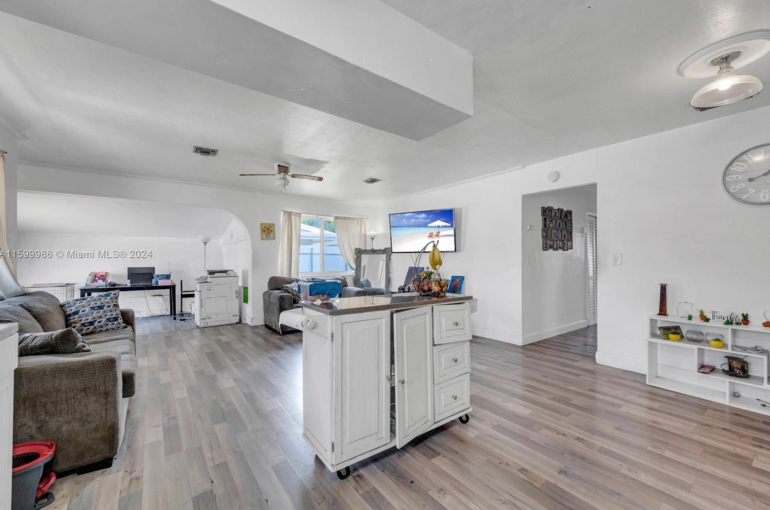 7330 Miramar Pkwy, Hollywood FL 33023-5851 exterior