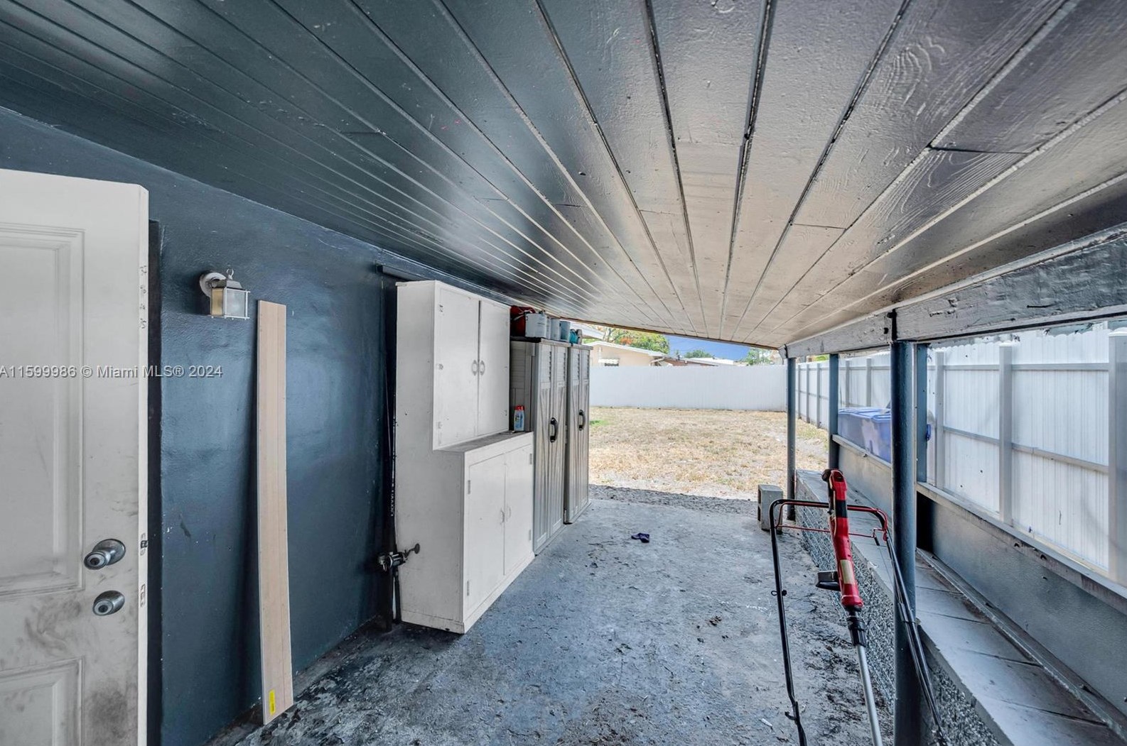 7330 Miramar Pkwy, Hollywood FL 33023-5851 exterior