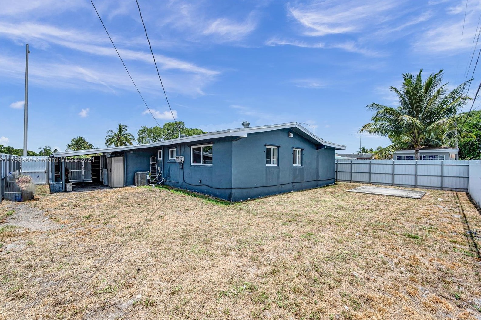 7330 Miramar Pkwy, Hollywood FL 33023-5851 exterior