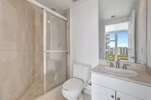 3370 Hidden Bay Dr, Aventura, FL 33180 - Photo 29