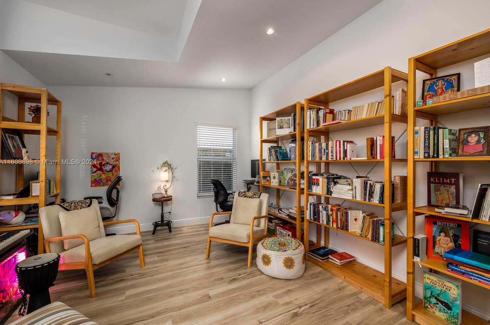 9391 212 Ter, Miami FL 33189-3728 exterior