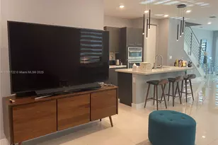 6683 NW 103rd Pkwy, Doral, FL 33178 - Photo 9