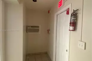 1739 SW 28th Terrace, Fort Lauderdale, FL 33312 - Photo 17