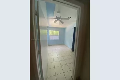 1739 SW 28th Ter, Fort Lauderdale, FL 33312 - Photo 19