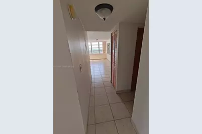 2780 NE 183rd St #1402, Aventura, FL 33160 - Photo 9