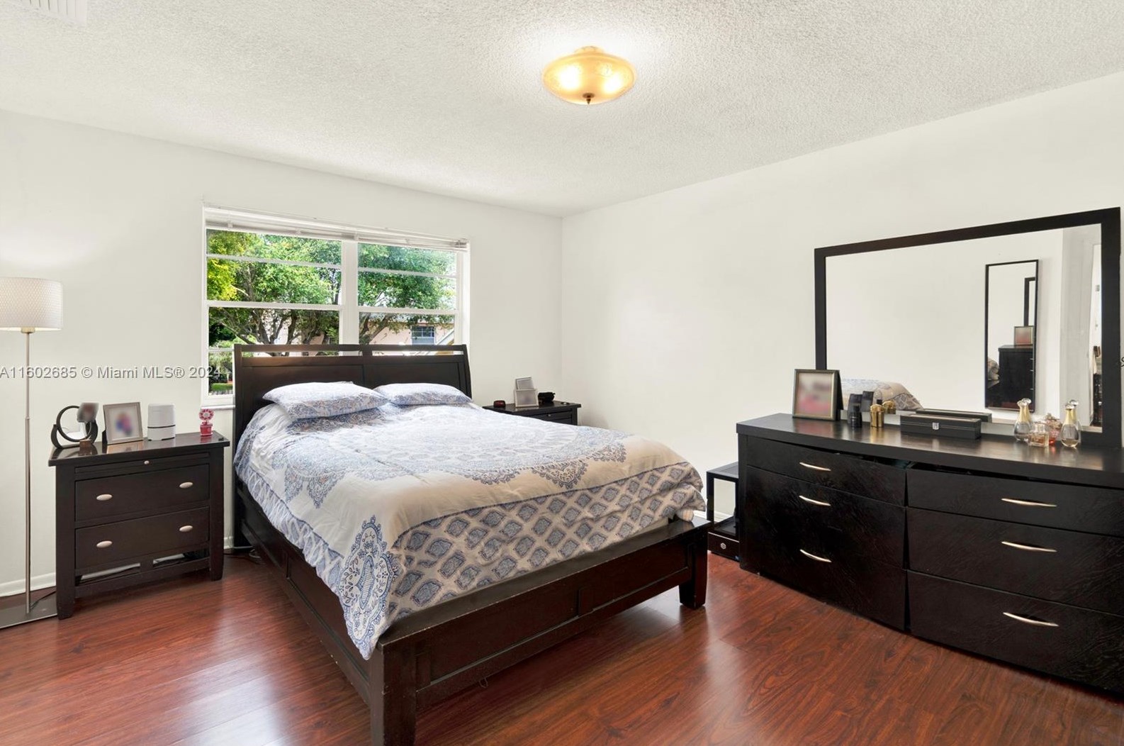 10000 51 Ln, Miami FL  33178-1943 exterior