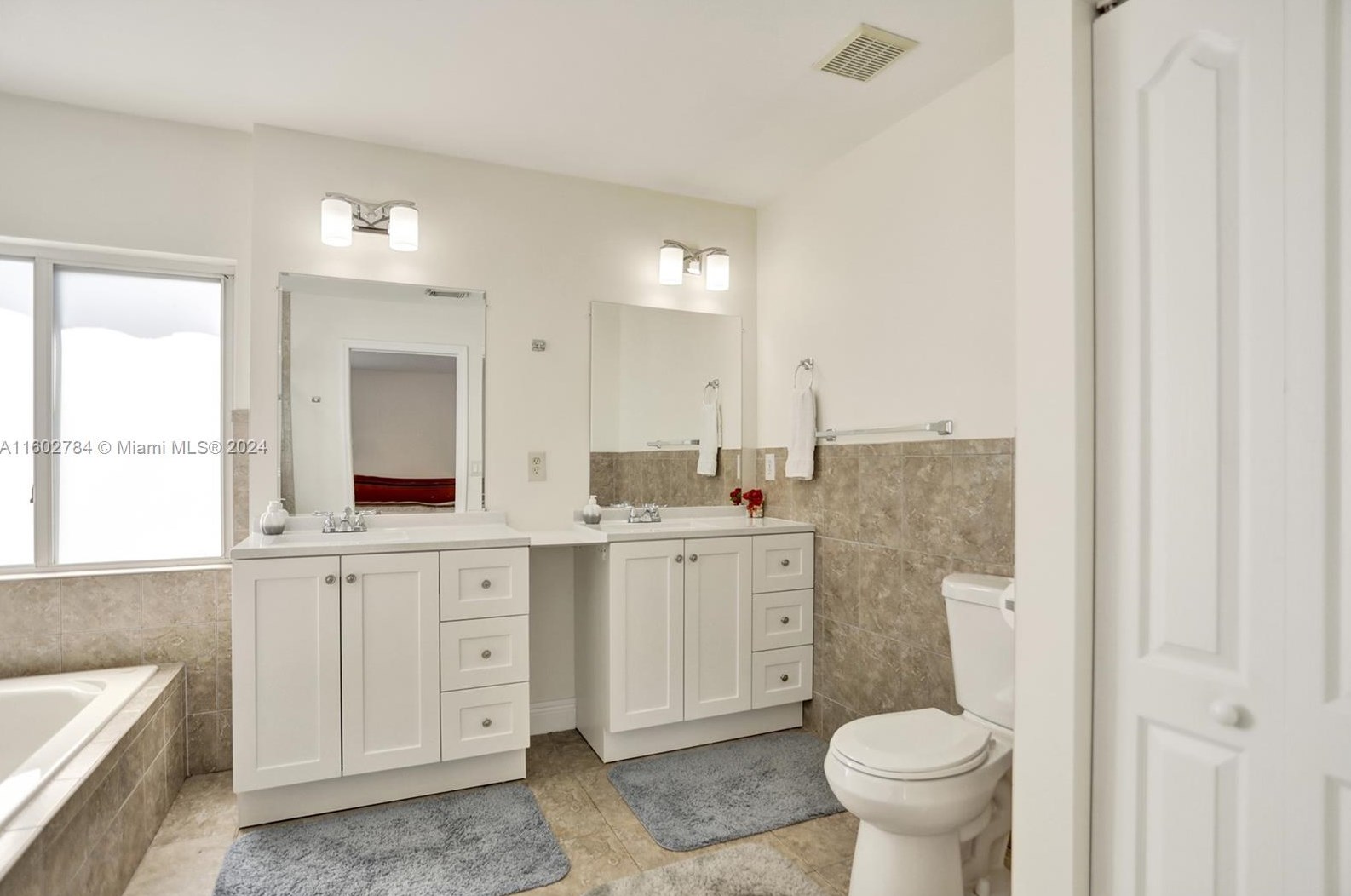 1305 30 Ct, Hollywood FL 33021-5000 exterior