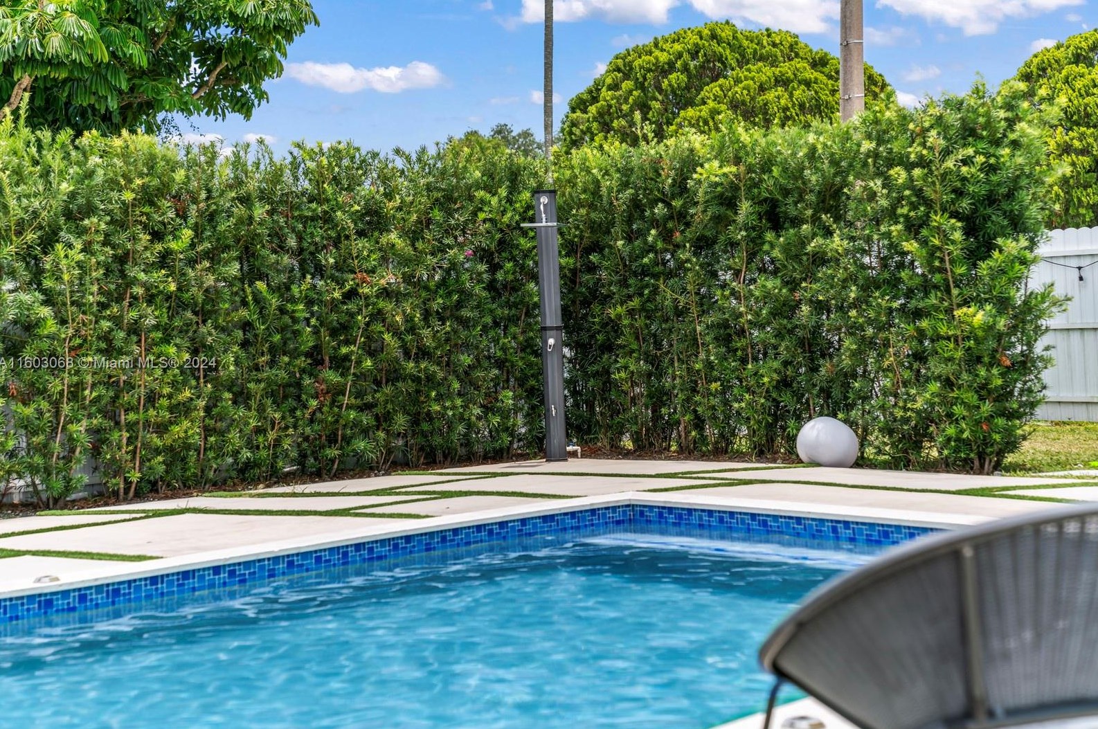 10202 33rd St, Miami FL  33165-3804 exterior