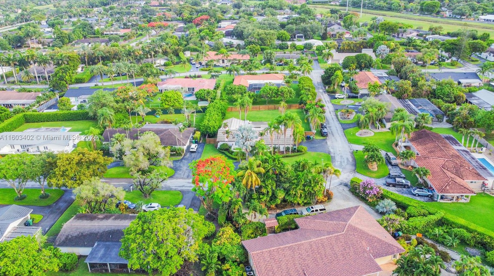 9864 124 Ter, Miami FL 33186-5497 exterior