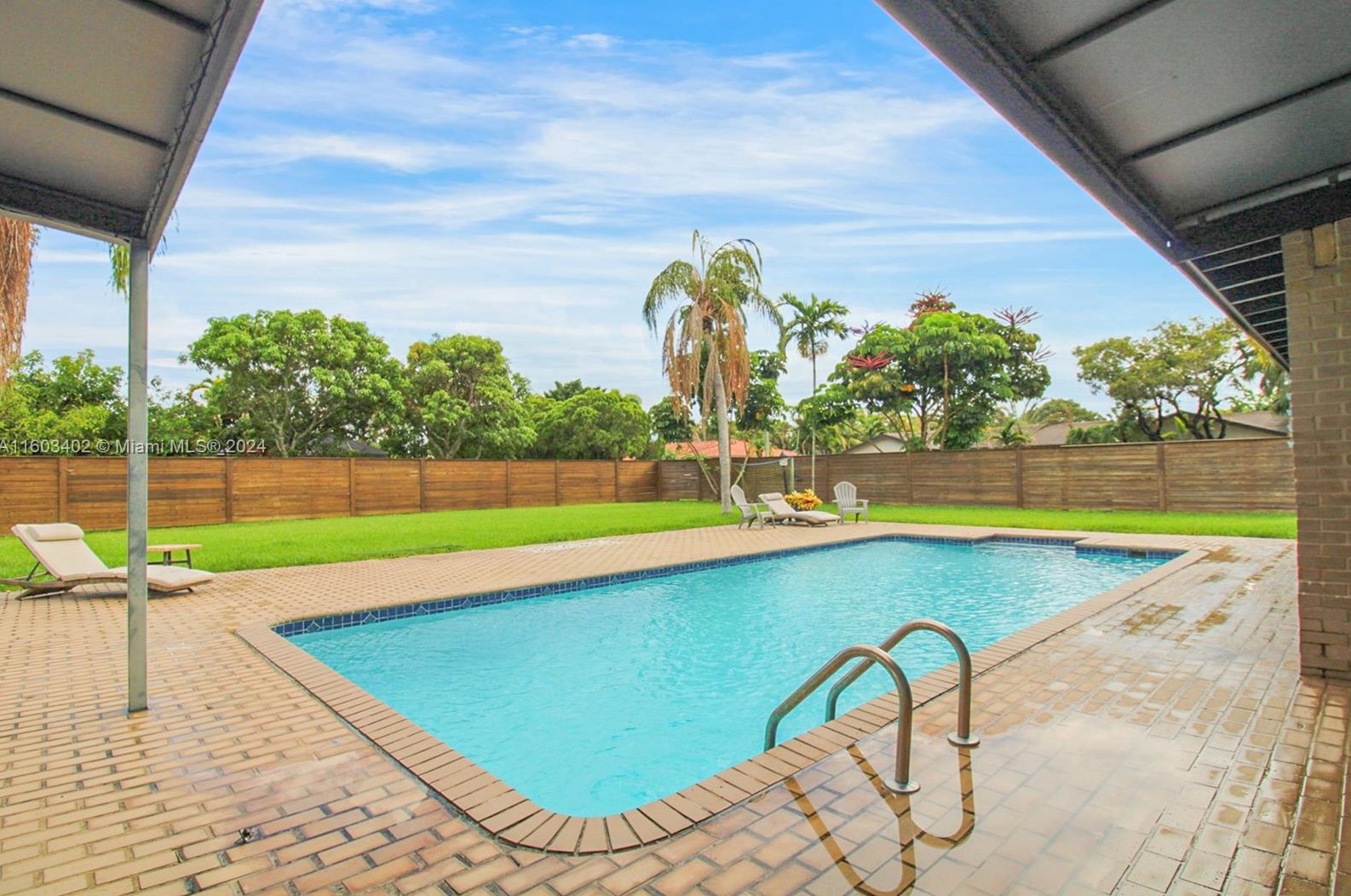 9864 124 Ter, Miami FL 33186-5497 exterior