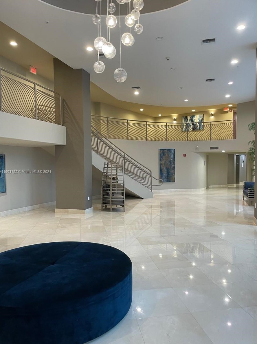 3370 190th St, Miami FL  33180-3048 exterior