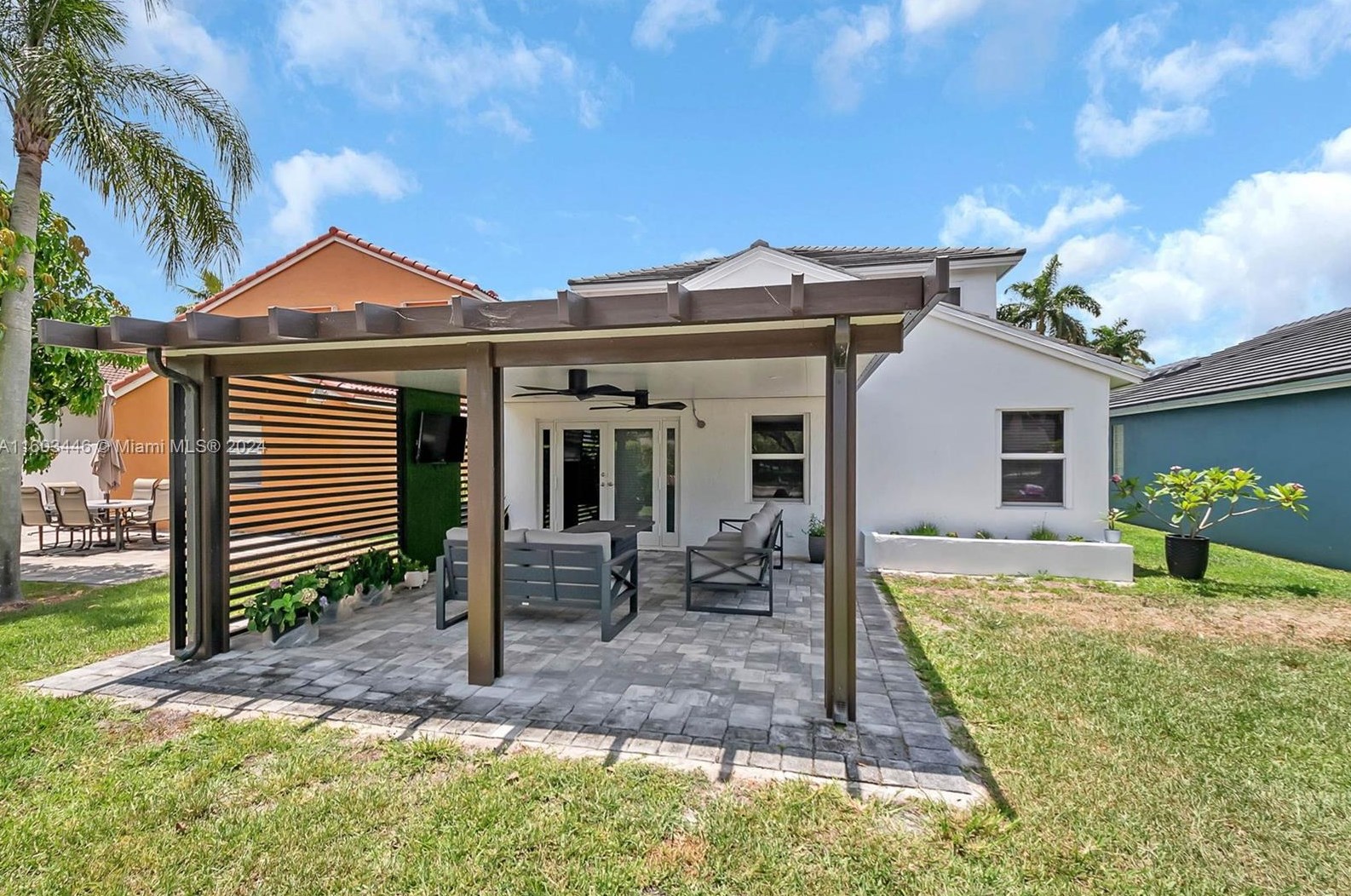 10663 7th St, Hollywood FL  33025-6915 exterior