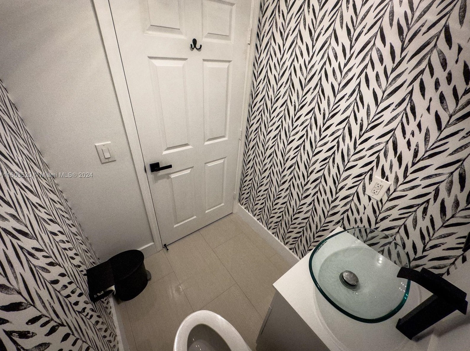 16096 149 Ter, Miami FL  33196-6421 exterior