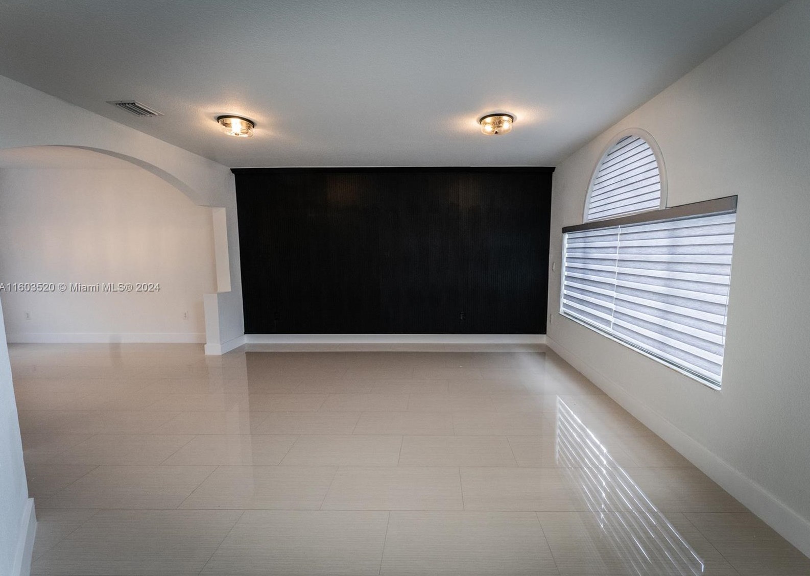 16096 149 Ter, Miami FL  33196-6421 exterior