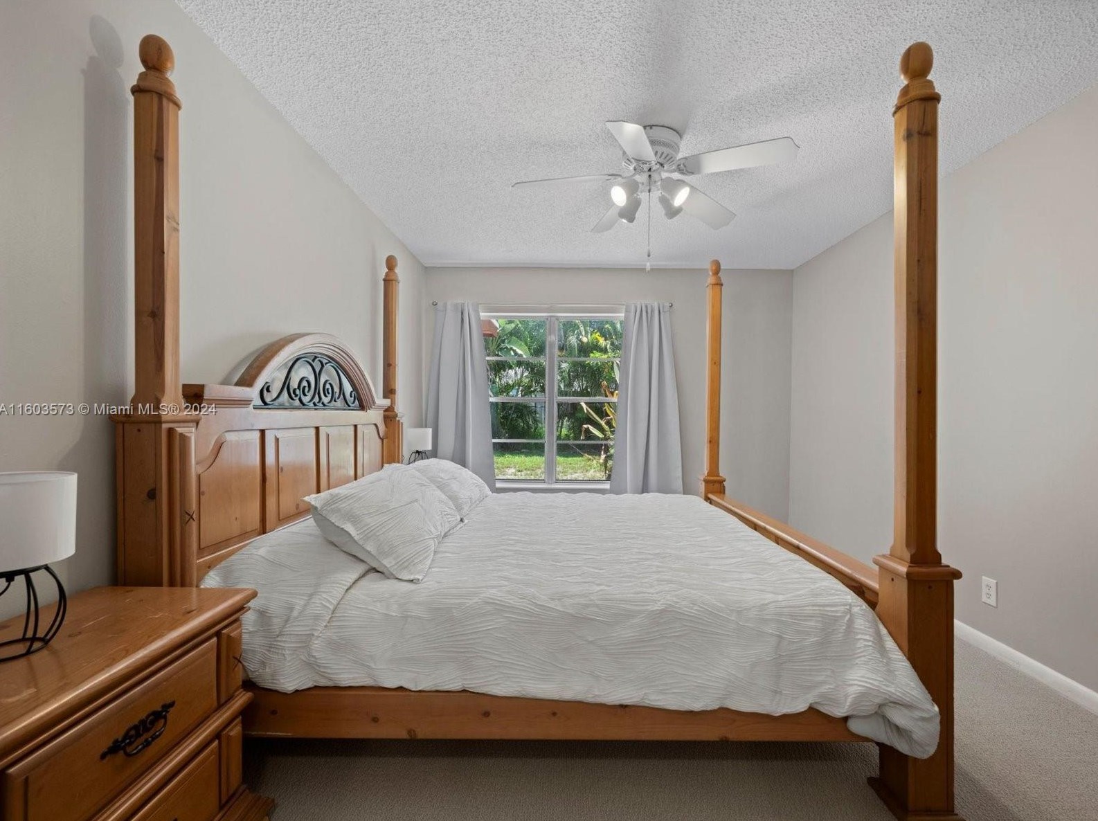 206 Palmetto Ct, Jupiter FL 33458-5520 exterior