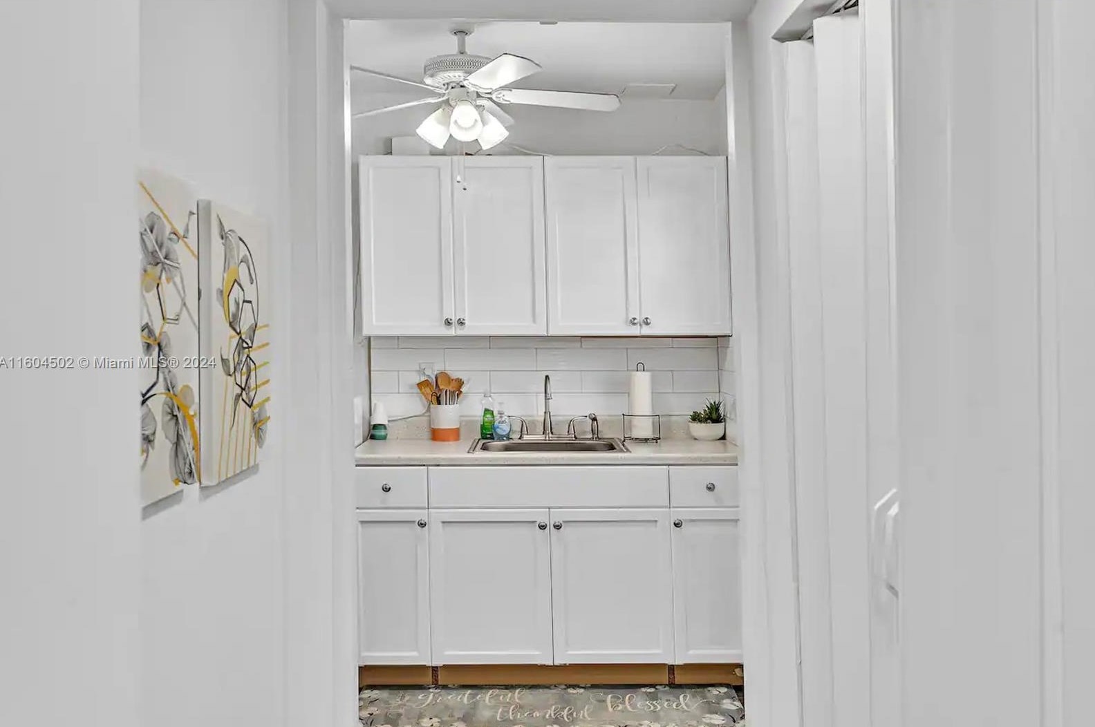 2340 66 Ter, Hollywood FL 33023-3891 exterior