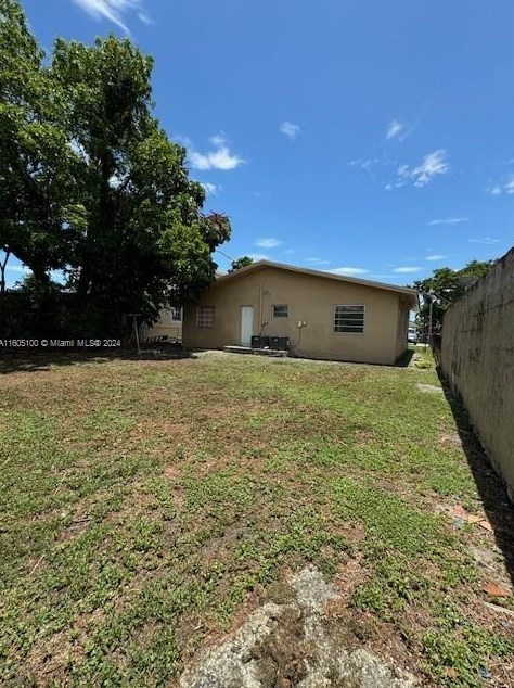 3633 5th Ter, Miami FL  33135-2513 exterior