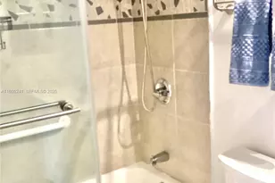 681 S Hollybrook Dr, Pembroke Pines, FL 33025 - Photo 15