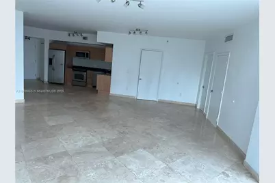 350 S Miami Ave #2302, Miami, FL 33130 - Photo 5