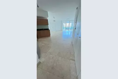 350 S Miami Ave #2302, Miami, FL 33130 - Photo 15