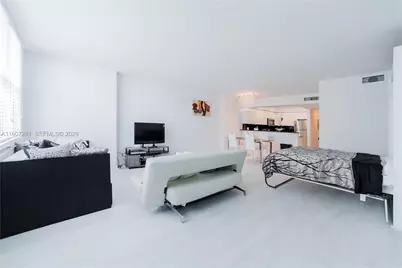 2501 S Ocean Dr #303, Hollywood, FL 33019 - Photo 23