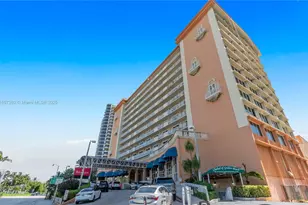 19201 Collins Ave, Sunny Isles Beach, FL 33160 - Photo 3