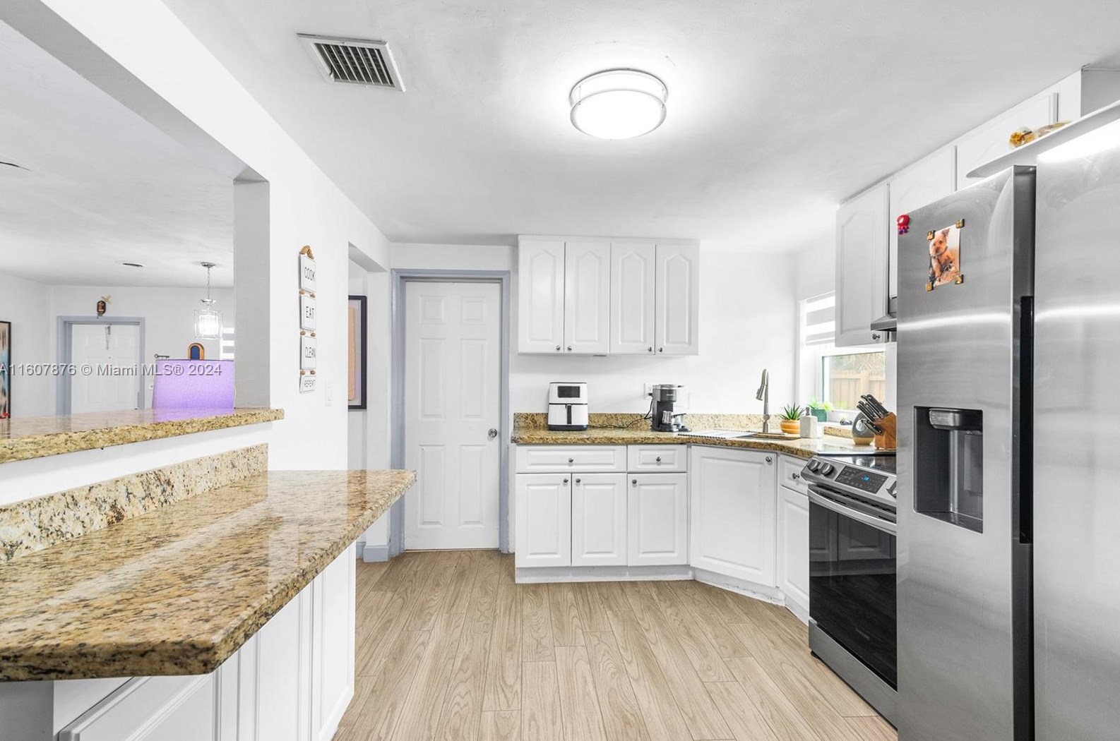 701 199th St, Miami FL 33055-1339 exterior