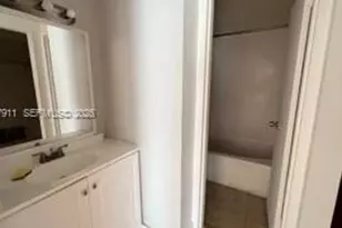 2350 NE 135th St, North Miami, FL 33181 - Photo 13