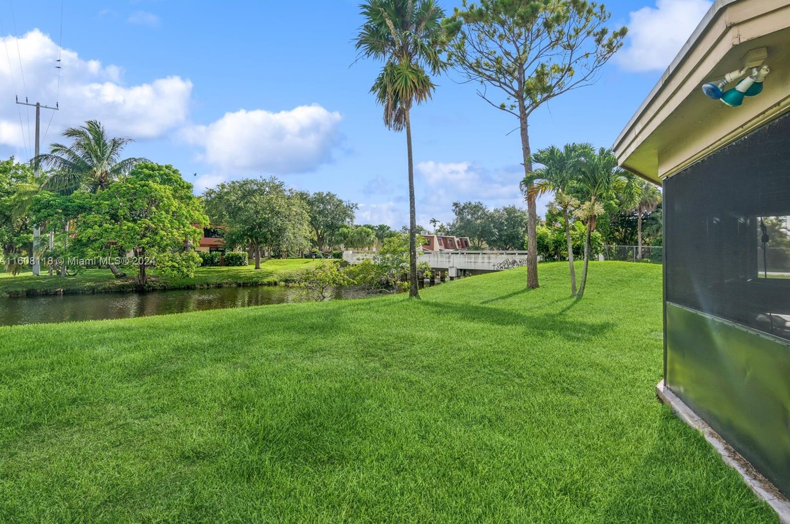 10251 80 St, Miami FL  33193-1515 exterior