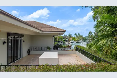 241 Cape Florida Dr, Key Biscayne, FL 33149 - Photo 99