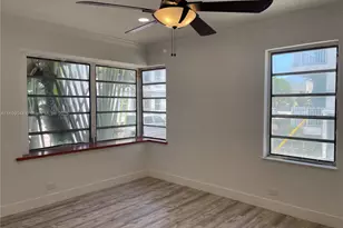 730 12th St, Miami Beach, FL 33139 - Photo 9