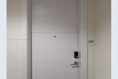 2000 Metropica Way #2009, Sunrise, FL 33323 - Photo 3