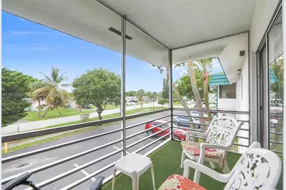 2271 NW 47th Ter #202, Lauderhill, FL 33313 - Photo 11