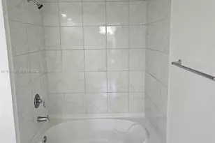 2775 NE Ne 187th St, Aventura, FL 33180 - Photo 25