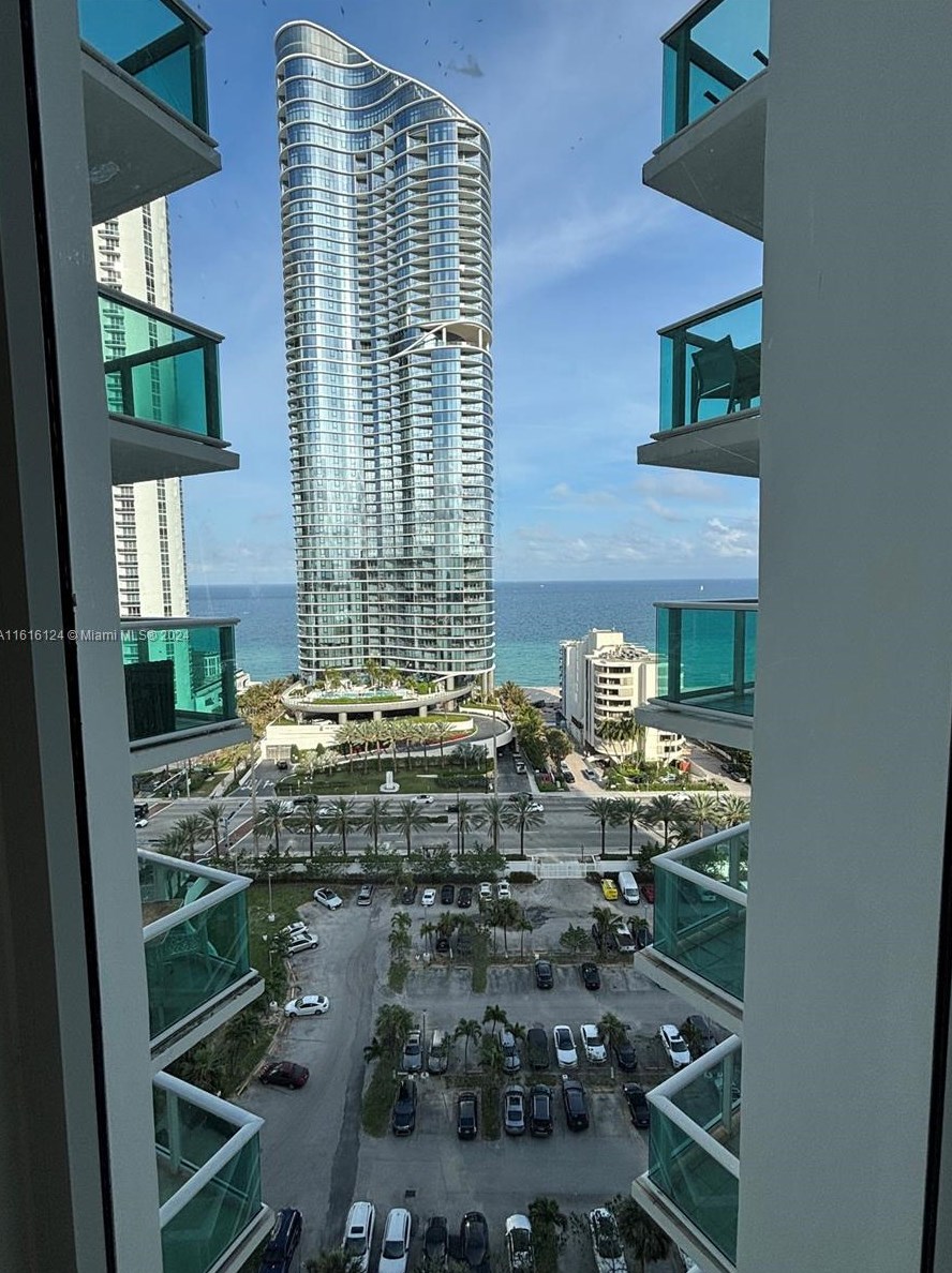 100 Bayview Dr, Miami FL 33160-4772 exterior