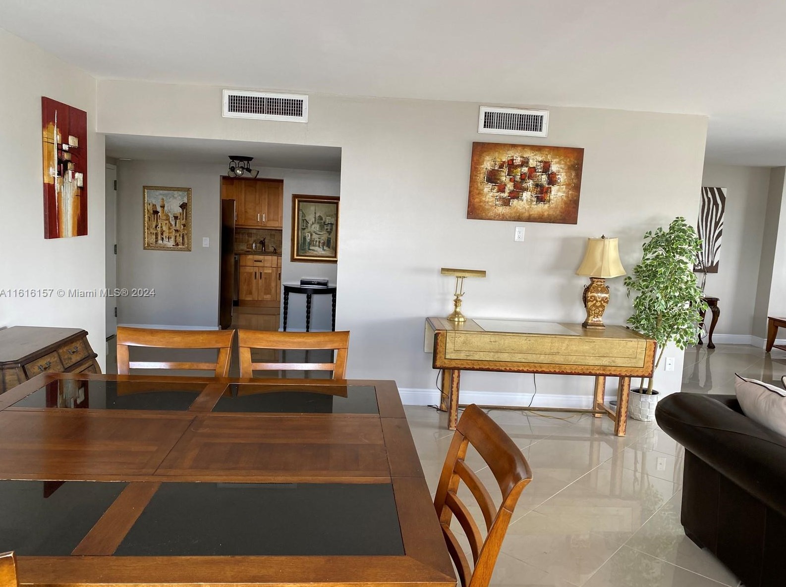 300 Bayview Dr, Miami FL  33160-4700 exterior