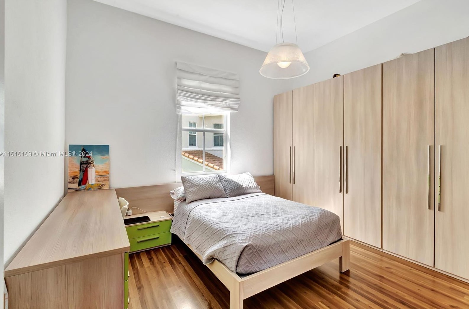 808 Spinnaker Dr, Hollywood FL 33019-5027 exterior