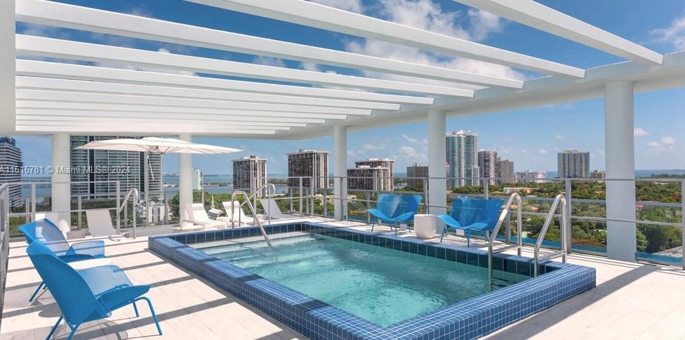 1600 1st Ave, Miami FL 33129-1118 exterior